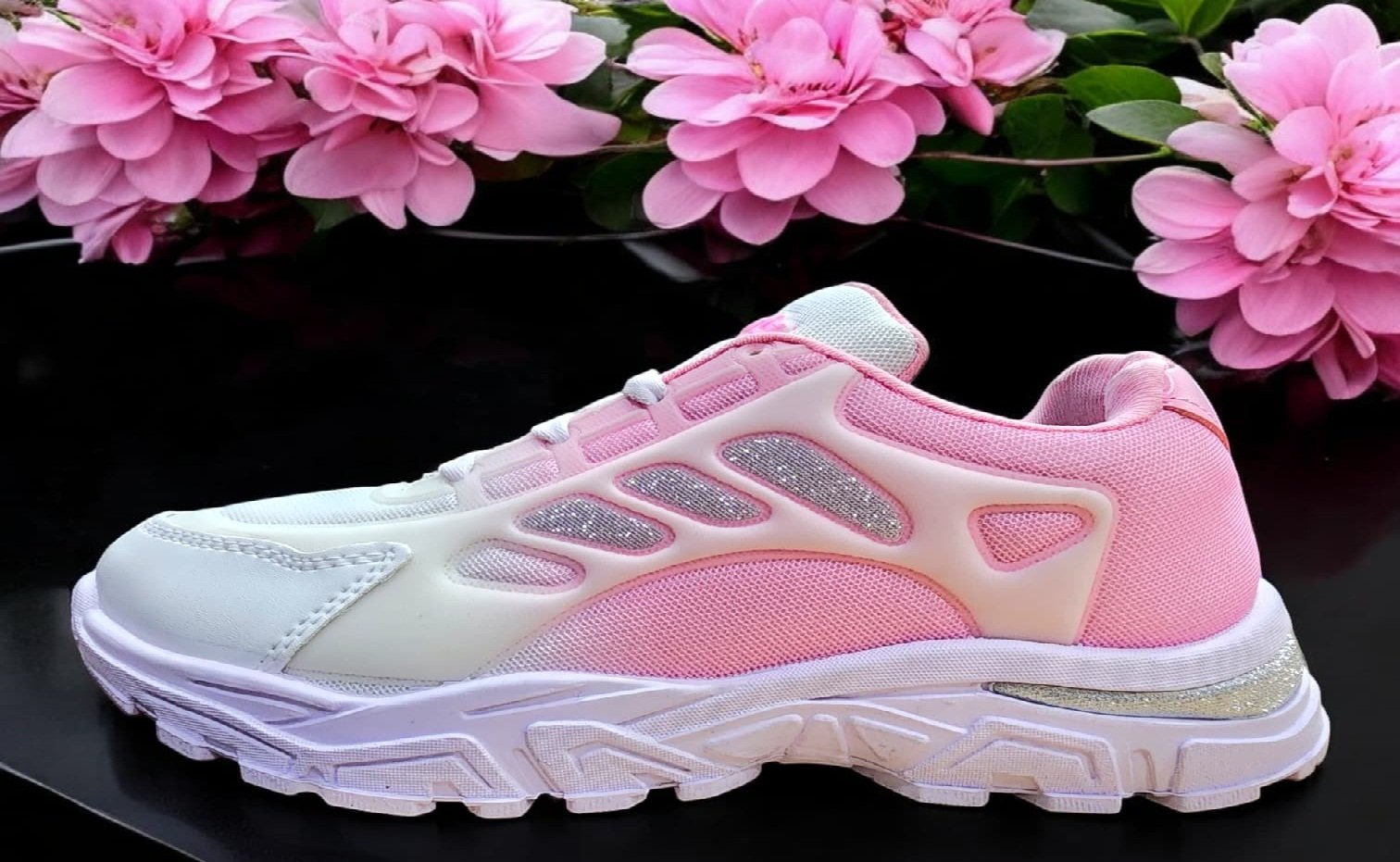 Girals and Woman Style Shoe Size-6