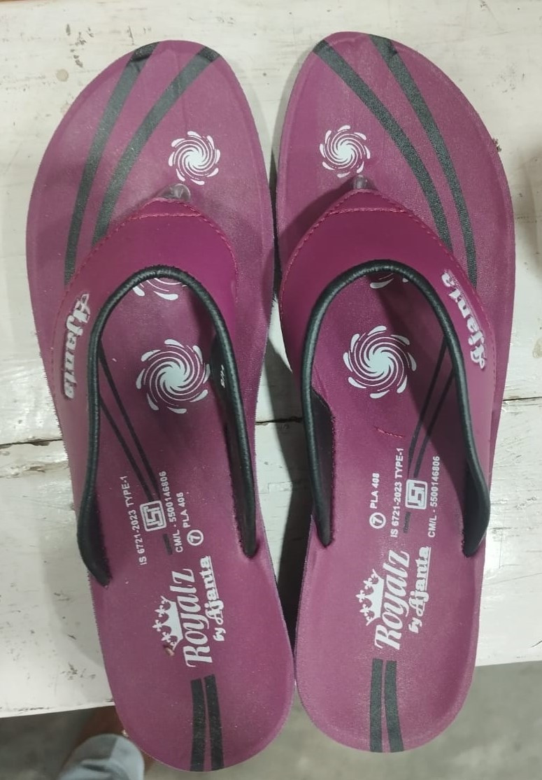 Casual Ladies Footwear, Footwear Type: Flats & Sandals Silchar Size-6